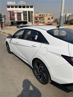 هیوندای ئەلەنترا